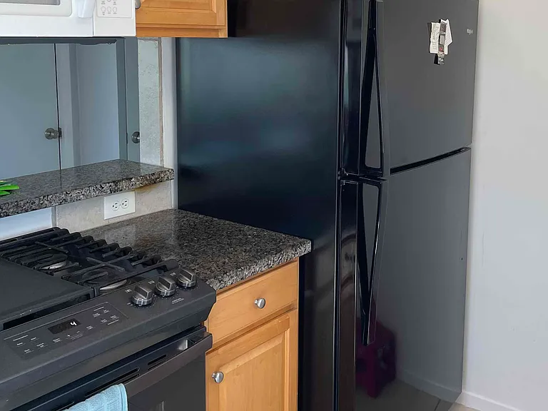 11428 Iris Ave — Photo 4