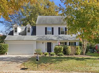 110 Nahcotta Dr, Mooresville, NC 28115