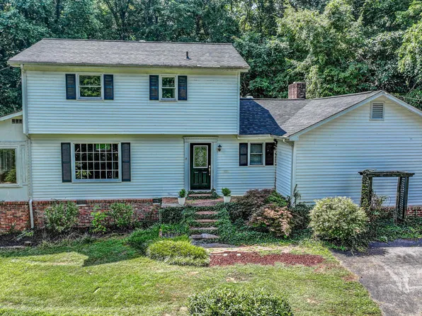 101 Timberlane Rd, Bristol, TN 37620