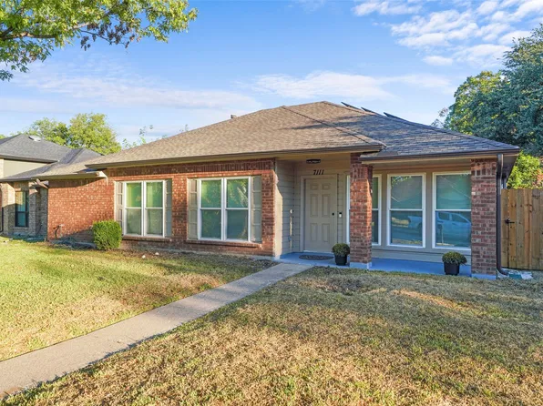 7111 Vinland St, Dallas, TX 75227
