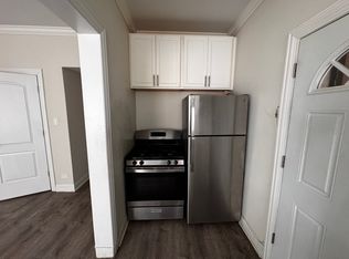 321 Kedzie St #2, Evanston, IL 60202