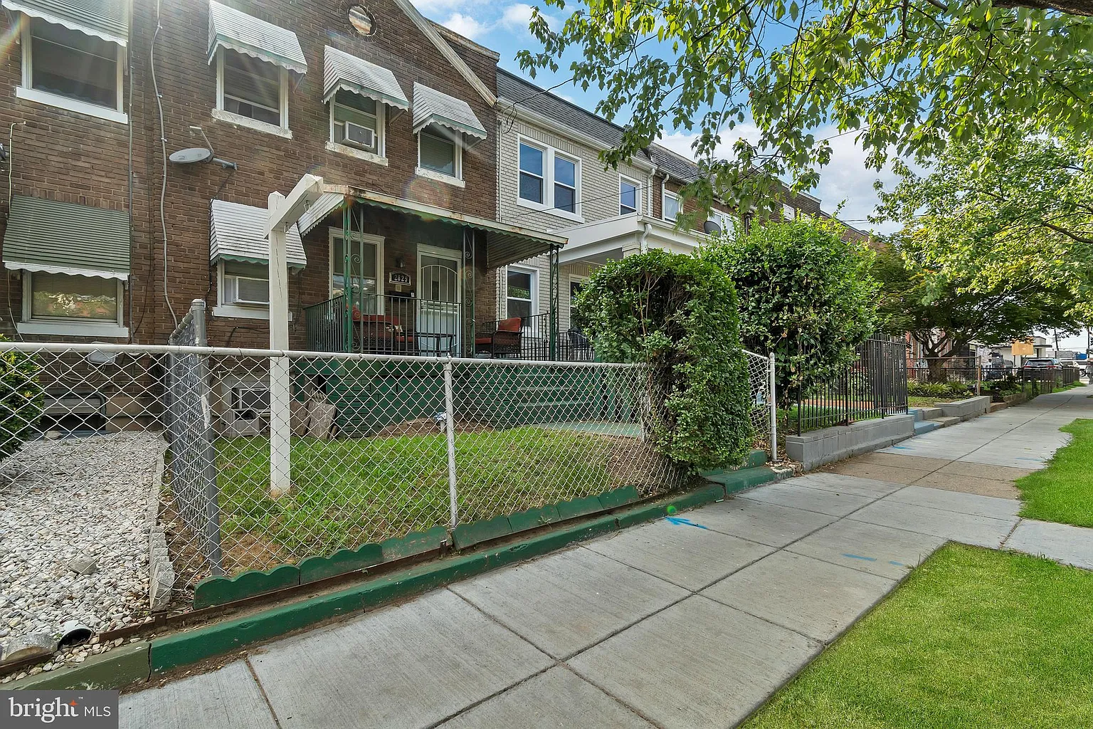2829 7th St NE photo 1