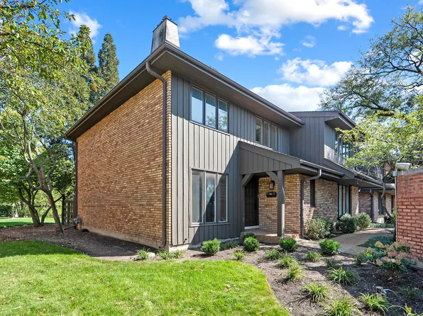 1891 Mission Hills Ln, Northbrook, IL 60062