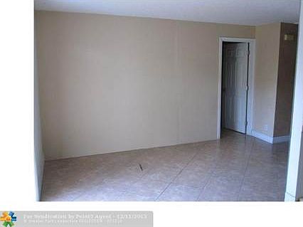 4th image of 4321 NW 3rd Ter #4321