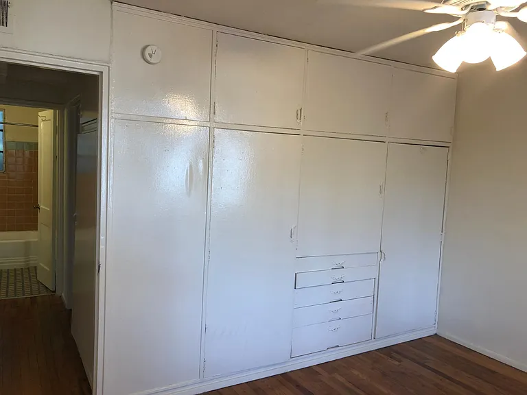 1043 Carlisle St — Photo 7