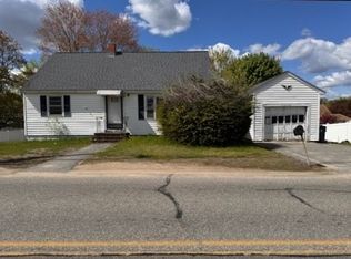 412 Oak St, Methuen, MA 01844