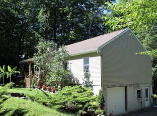 43 Wild Acres Rd, Lake Ariel, PA 18436