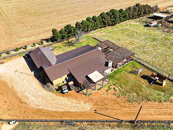 3rd image of 3011 County Road I
