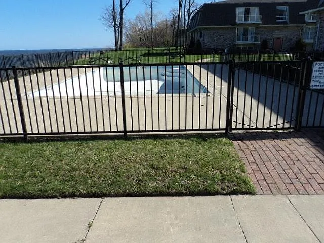 Heated Bluff Pool