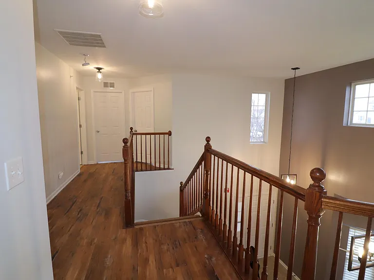 1940 Candlelight Cir — Photo 16