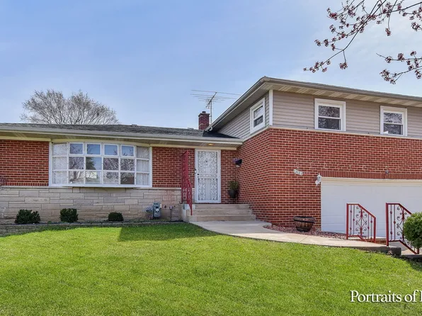 1631 Clinton Ct, Melrose Park, IL 60160