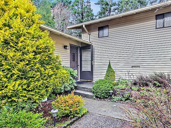 2nd image of 1110 S 249th Pl