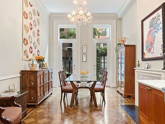 4th image of 113 E 35th St #1
