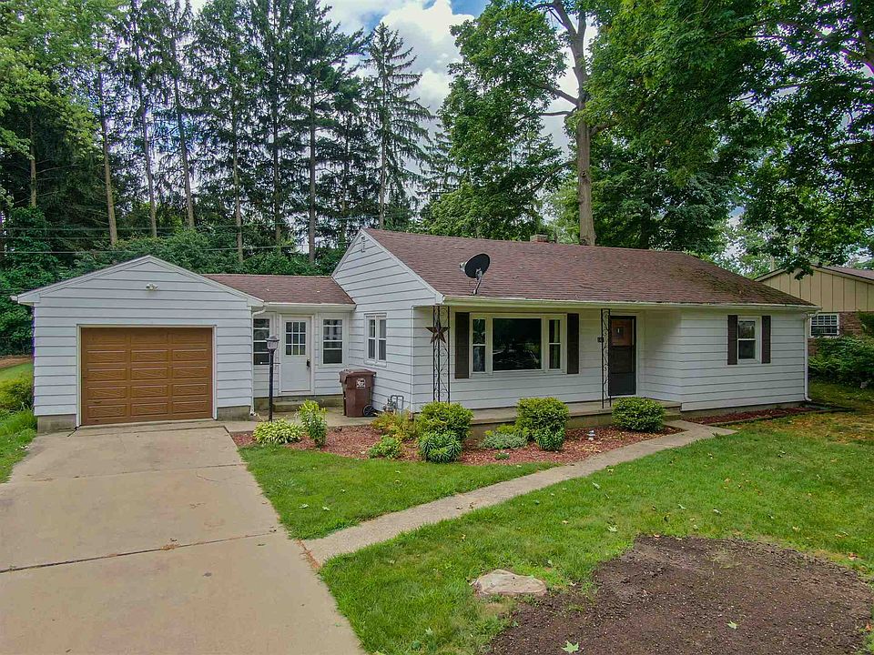 1st image of 161 Shady Lane Dr