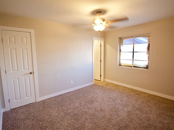 4th image of 3746 W Catalina Dr