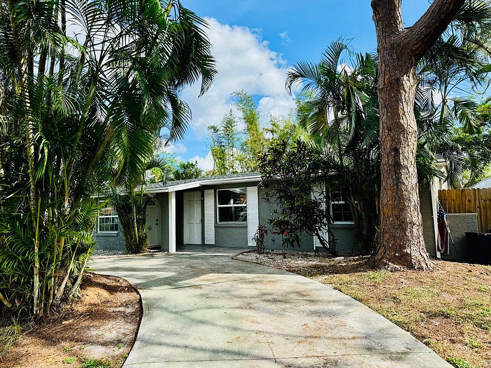 1st image of 3983 Coleridge Pl