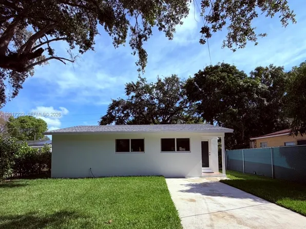 6091 SW 64th Ter, South Miami, FL 33143