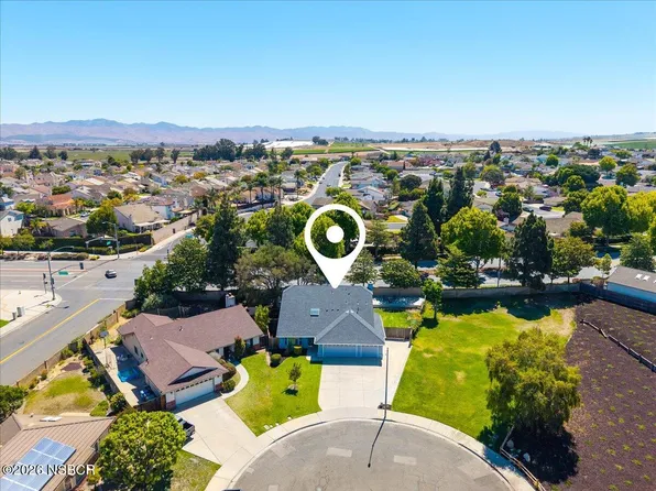 838 Raintree Ct, Santa Maria, CA 93455