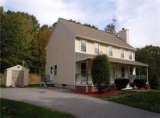 19 N Martin Rd, Amesbury, MA 01913