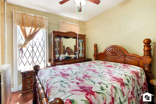 Sold by Coldwell Banker Reliable Real Estate | media 5