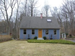 58 Lynn Rd, Ivoryton, CT 06442