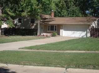 7957 Kellogg Creek Dr, Mentor, OH 44060