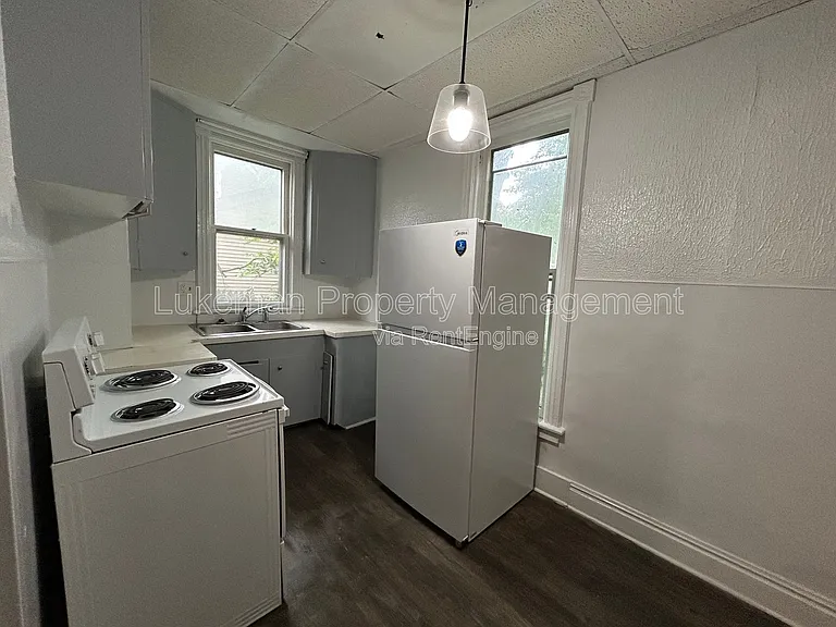 609 Pearl St #1 — Photo 5