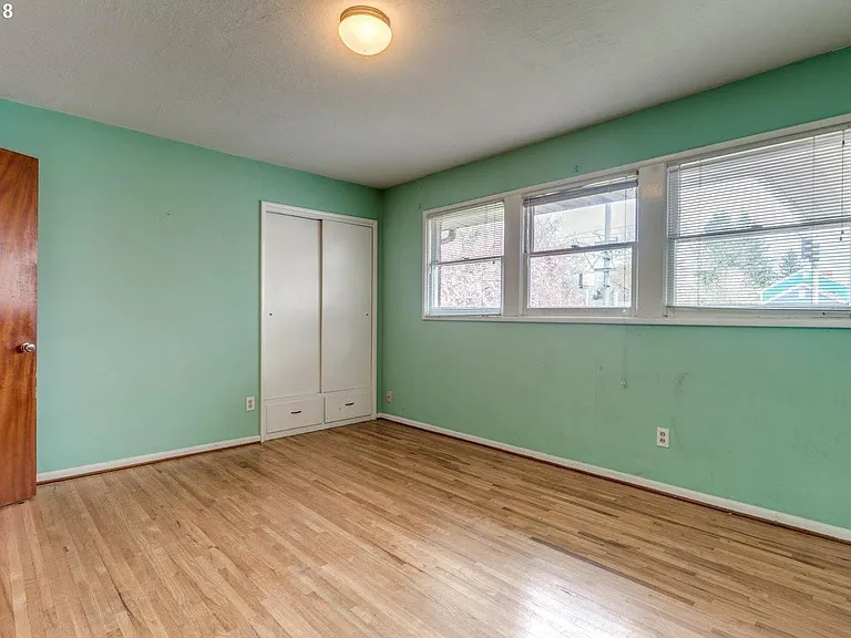 1506 N Watts St — Photo 10
