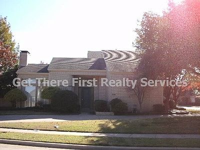 1st image of 5836 Bassinghall Ln