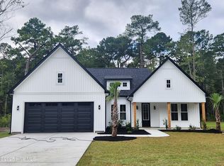 519 Briarwood Dr NW, Calabash, NC 28467