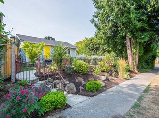 7709 12th Ave SW, Seattle, WA 98106