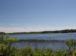 6881 Breeze Point Dr, Muskegon, MI 49444
