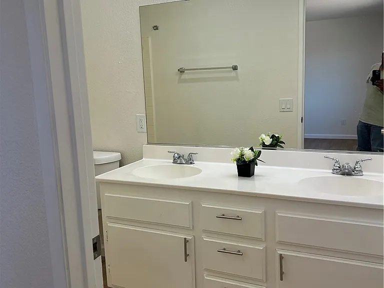 14914 Binford Ave — Photo 31