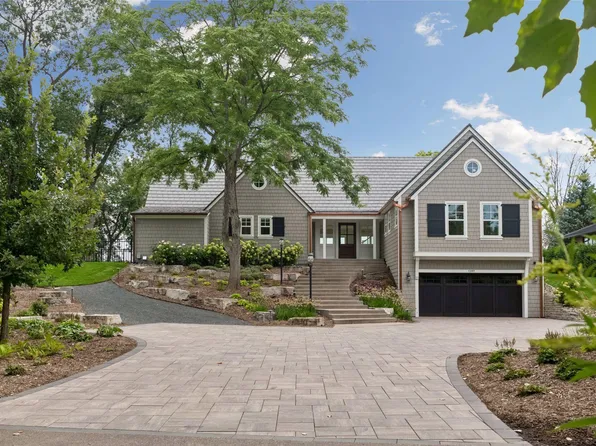 1397 Orono Ln, Wayzata, MN 55391