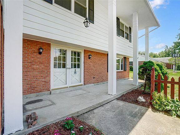 2nd image of 7232 Barr Cir