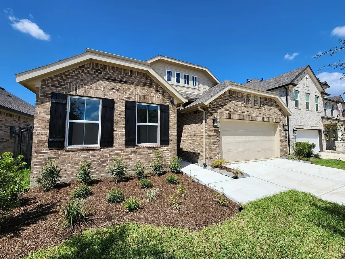 Building Photo - 21226 Blue Bluff Dr