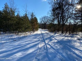 Glovers Lake Rd, Bear Lake, MI 49614