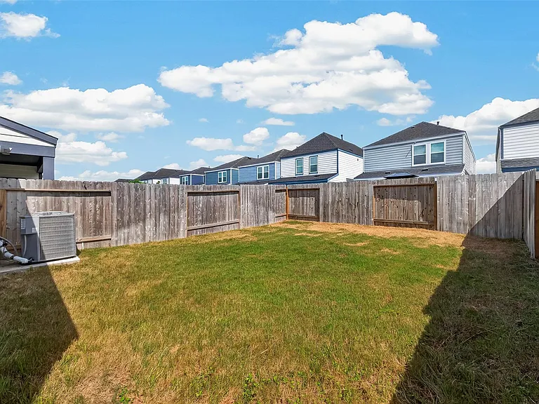 2937 Amherst Meadow Ln — Photo 31