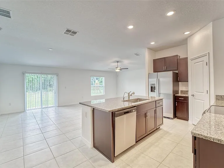 5514 Blue Azure Dr — Photo 13