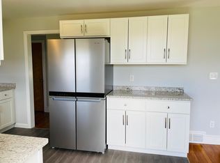 47 Anthony St, Fall River, MA 02721