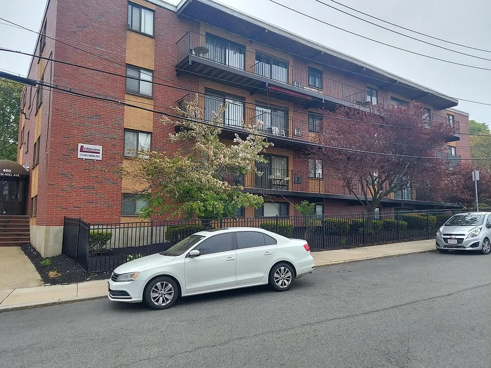 400 Savin Hill Ave #28