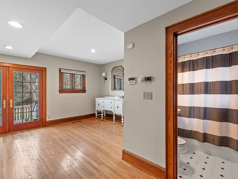 4929 N Idlewild Ave — Photo 20