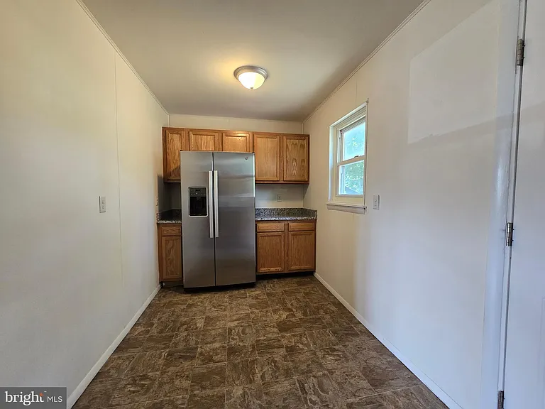 11 Glenwood Dr — Photo 10
