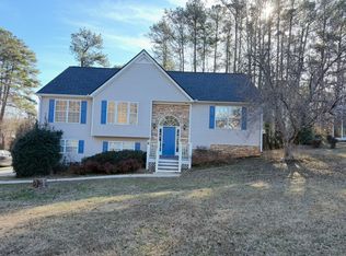 40 Colonial Way, Dallas, GA 30157