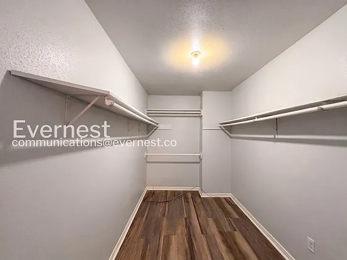 7842 Royan Dr — Photo 26