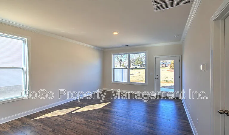 208 Reynard Trl — Photo 10