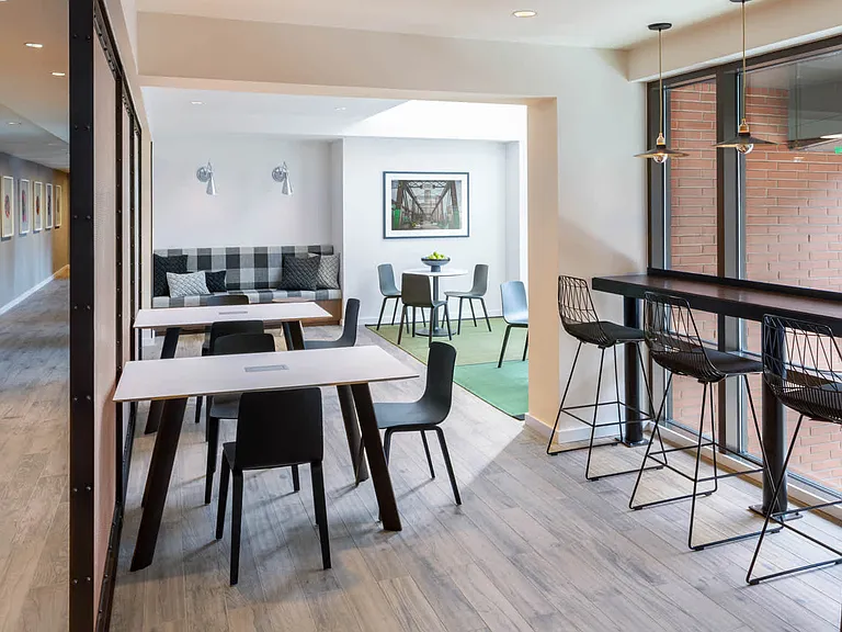 Resident Lounge c Adrian Wilson