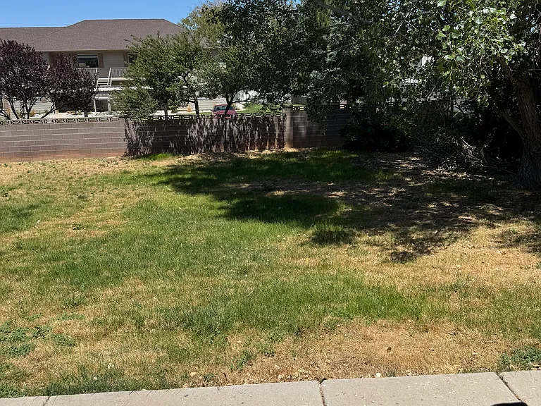 350 W 1045 N — Photo 27