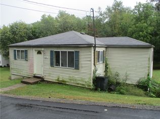 1017 Fern Valley Rd, Clairton, PA 15025