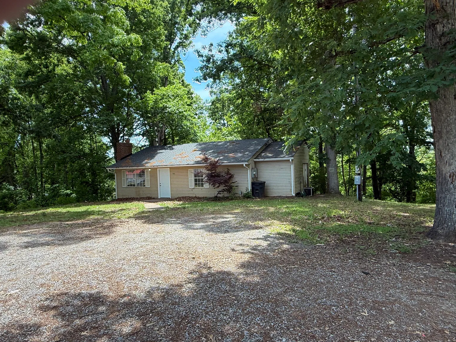2 bed, 900 sqft, $1,200 — Photo 1